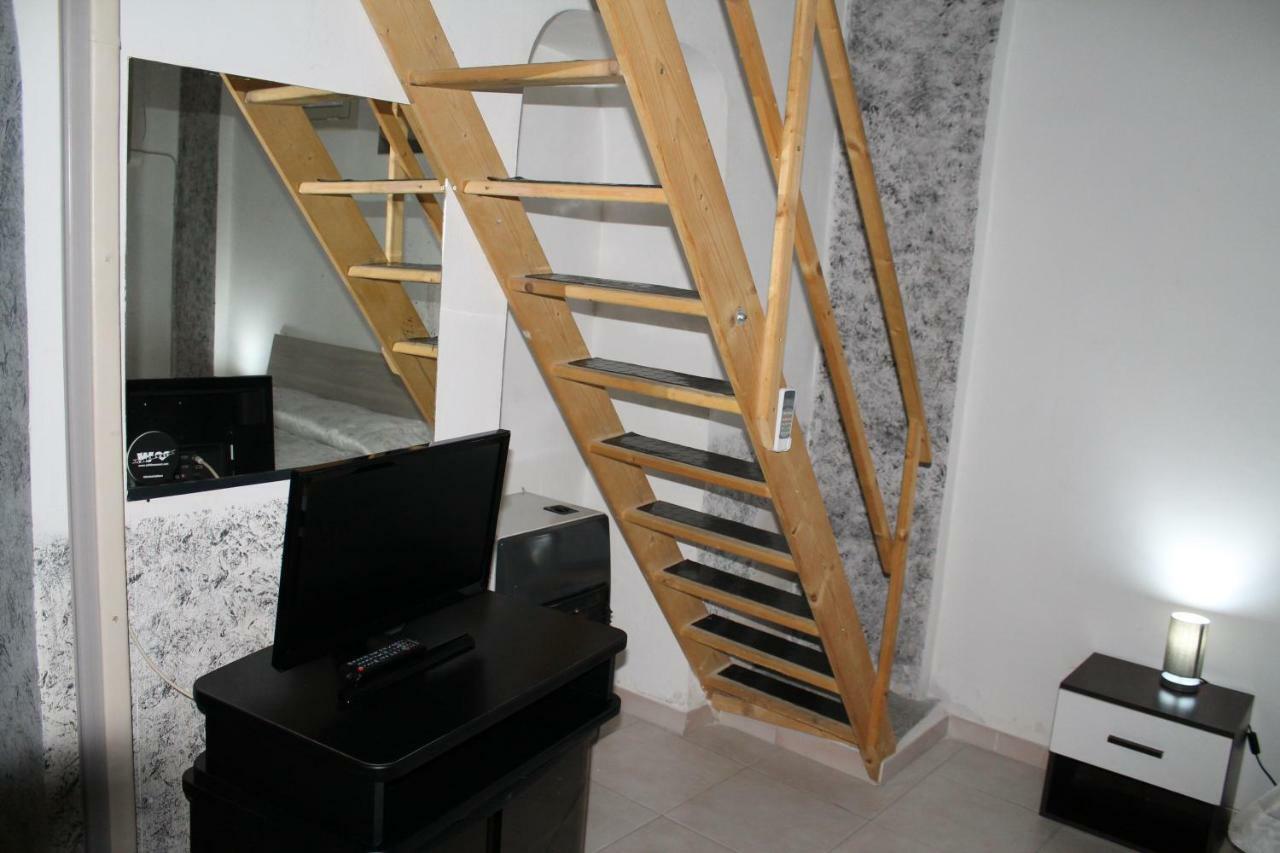 Home Greco CTA Exterior foto